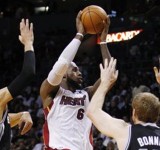 LeBron Lead Heat On A Second Half Scoring Surge Against Spurs (VIDEO)